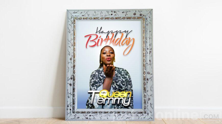 Get a customized wall picture frame design and printing