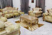 Complete royal 7 seater sofa for sale in Ikorodu