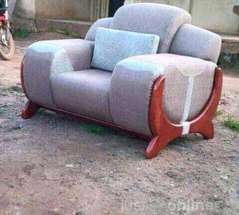 Bump chair for sale at ajegunle