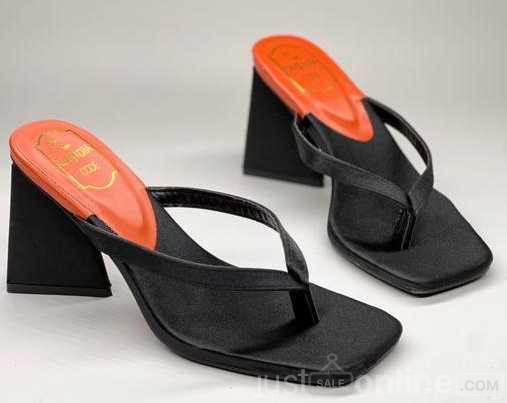 Wholesale of shoes in Balogun