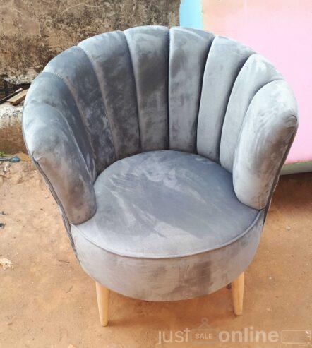 Single Velvet Seater Couch for sale In gbagada