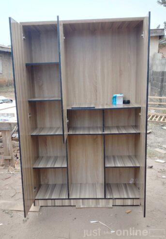 3 Face wardrope for sell at kosofe