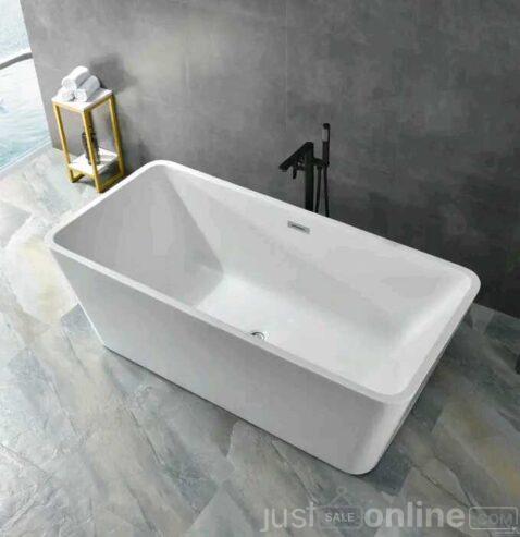 Bathtub for sale in Orile Coker