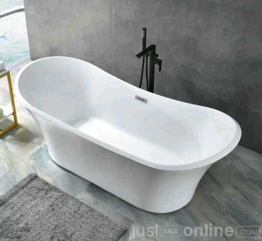 Bathtub for sale in Orile Coker