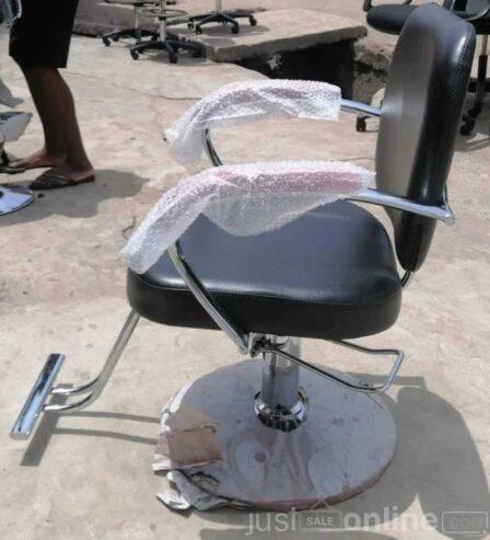 Unisex saloon chair for sale in Alaba