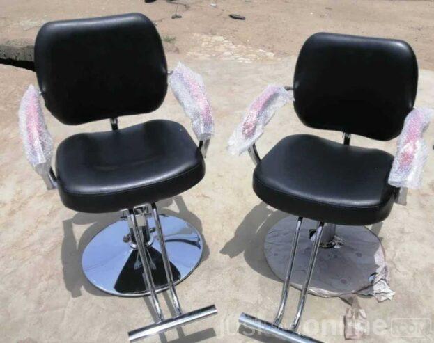 Unisex saloon chair for sale in Alaba