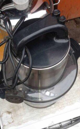 8 litter Kenwood Yam Pounder for sell at Kosofe