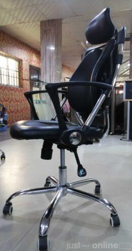 Executive Kidney chair for sale in Ojo