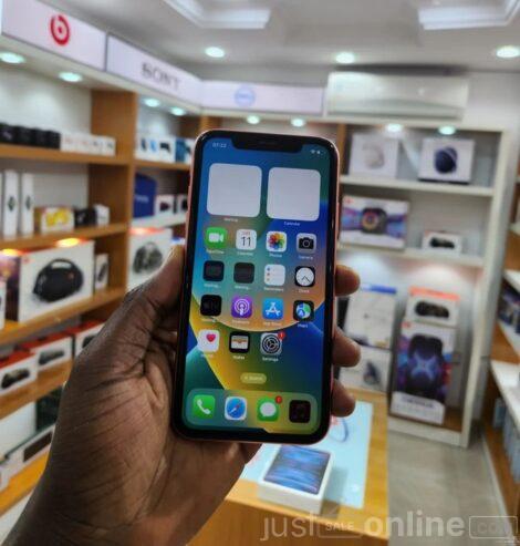 IPhone xr 256Gb available for sale