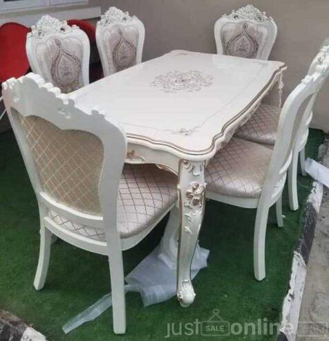 Royal Dinning Set for sale