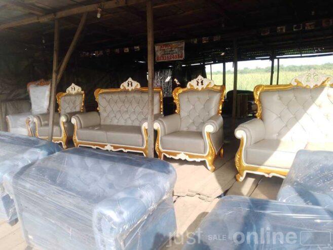 Royal chair for sale at Ikorodu