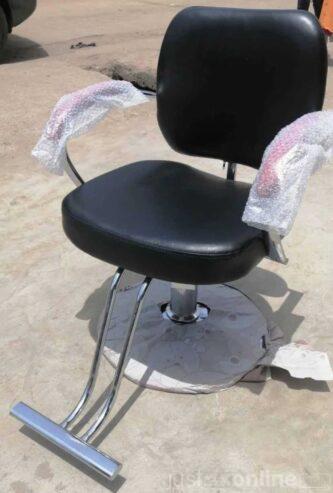 Unisex saloon chair for sale in Alaba