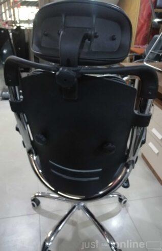 Executive Kidney chair for sale in Ojo