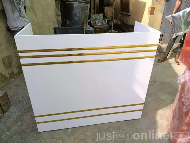 Receptionist Table for sale at fadeyi