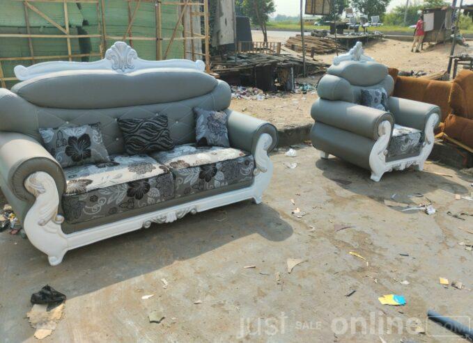 Executive Leather Couches for sale in Ikorodu