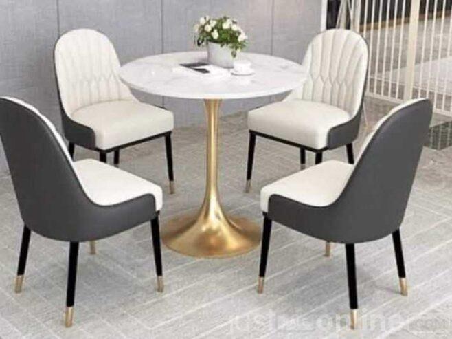 Royal Dining Table Set For Sale in Mushin: Lagos