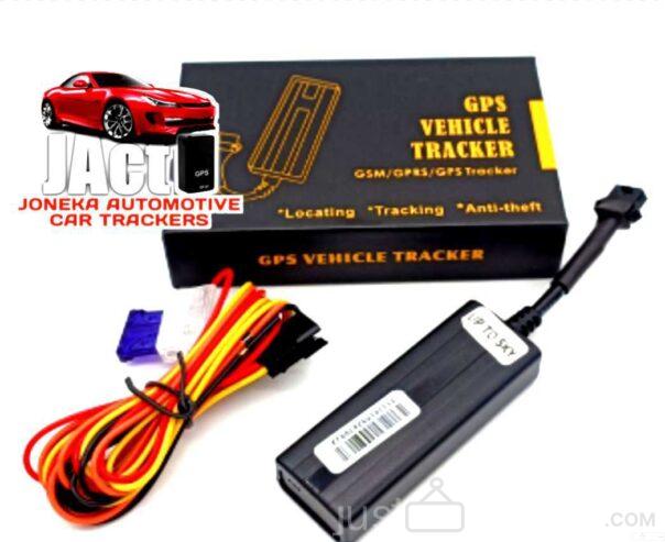 Car tracker installer