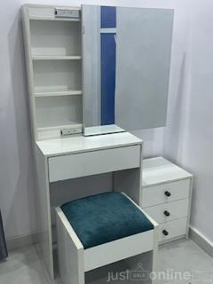 Dresser table for sale at Gbagada