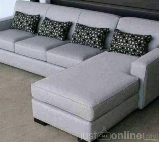 Executive L Shape Couch For Sale in Mushin – Lagos