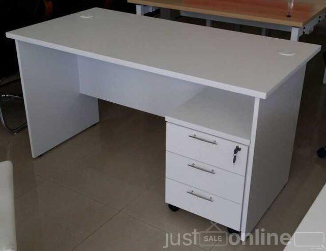 Executive Office Tables for sale in Mushin Lagos