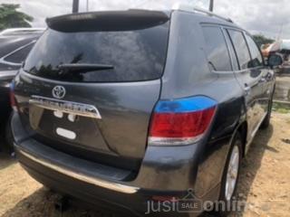 Toyota Highlander 2012 for sale at Apapa