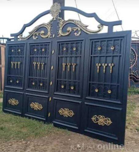 Arch Iron gate for sale at Ikorodu