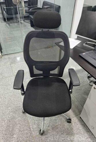 Executive chair for sale at mushin