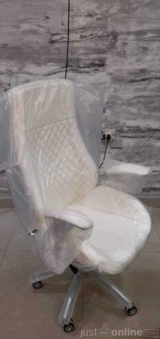 Executive Chair for sale at Mushin – Lagos