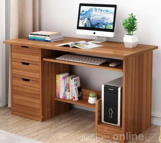 Executive Office Tables for sale in Mushin Lagos