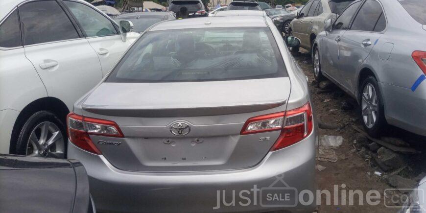 2013 toyota camry SE for sale at apapa Berger Lagos