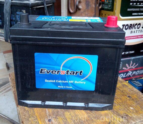 65 amps Everstart battery for sale in Idumota