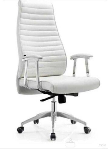 Executive Chair for sale at mushin