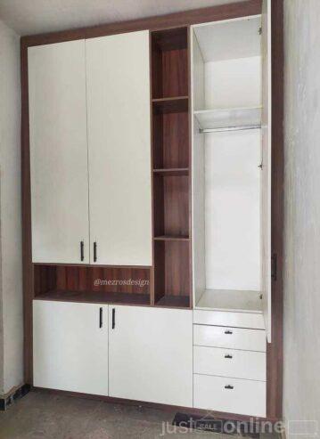 Wardrobe for sale in Mushin Lagos