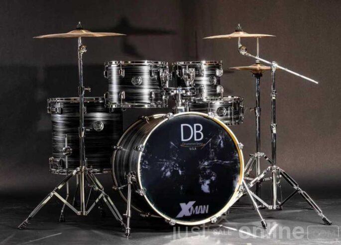 Drummer boss professional drumset available for sales i