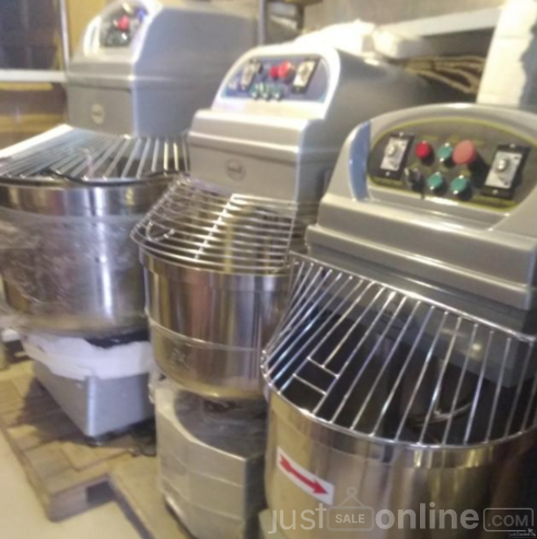 Cheap Dough mixer 50kg in Ojo Alaba