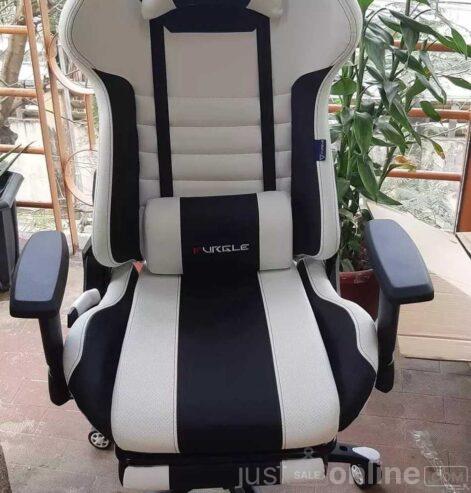 Gaming Chair For Sale in Ojo Lagos