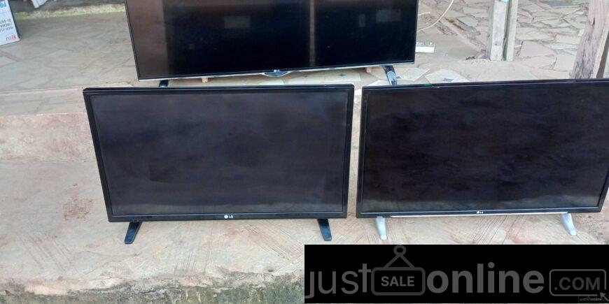 50inchies Panasonic Smart TV for sale in ikorodu