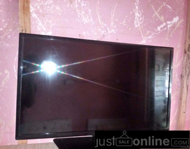 40 inches LG Tv for sale in ikorodu