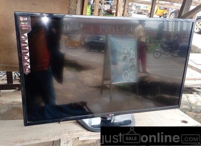 43 Inches LG Full Smart Tv for sale in ikorodu