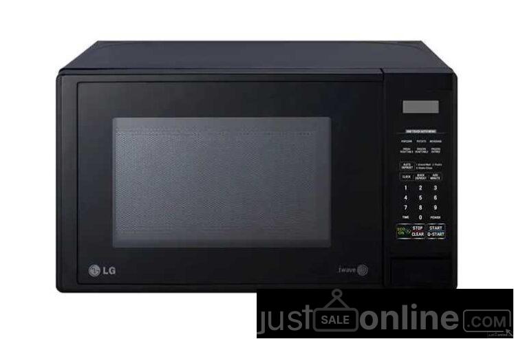 Qasa Microwave with grill for sale in ikeja