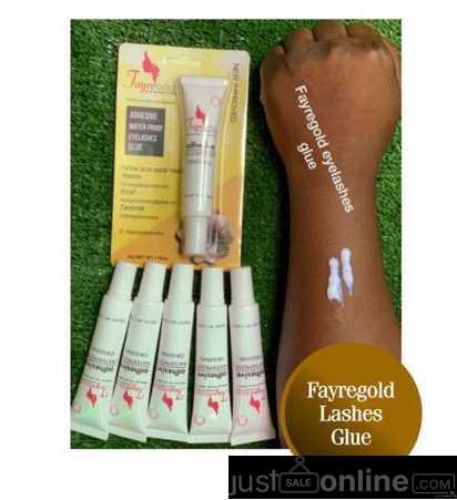 Fayregold lashes glue for sale at tradefair market