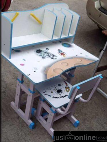 Teenager Reading Table and chair for sale in ikorodu