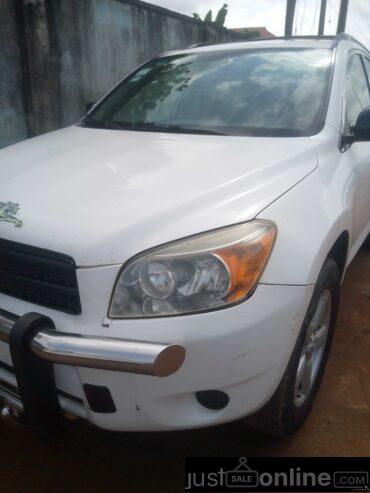 Toyota Raph4 for sale in Ikorodu