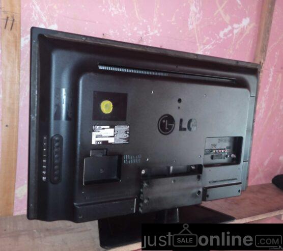 40 inches LG Tv for sale in ikorodu