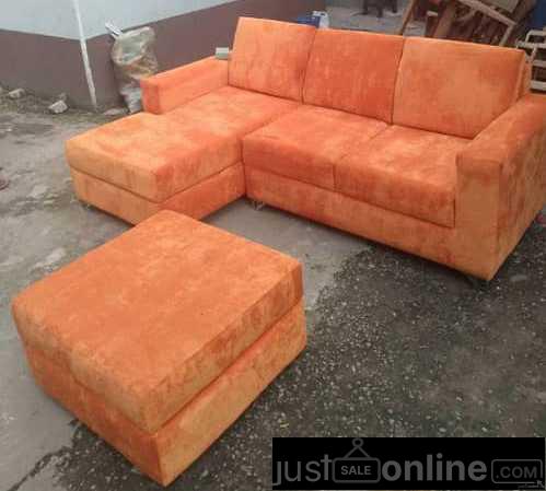 Quality L Shape Sofa with Table for sale in ikorodu