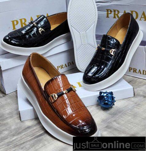 Original Fendi shoes for sales at trade Fair market