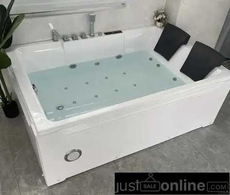 Jacuzzi Bath 🛁For Sale in Orile Coker – Lagos