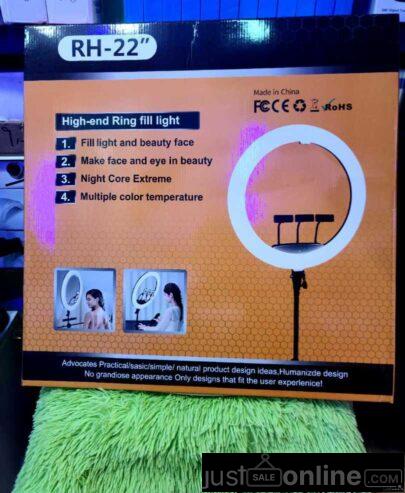 High end ring fill light for sale at trade fair