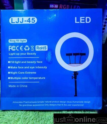 Led ringlight for sale at trade fair