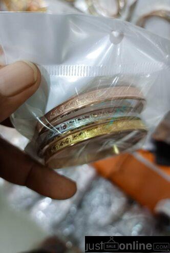 Steel bangles for sale at trade fair market